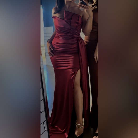 Elegant Strapless Gown w/ Sash - Ruby Red - Picture 1 of 4